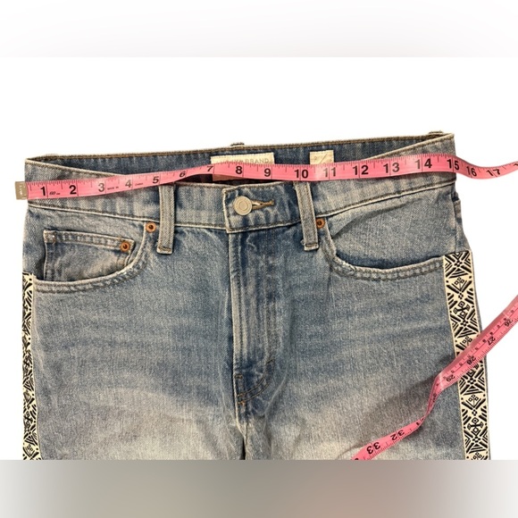 Lucky Brand Relaxed Taper Distressed Jeans - Picture 2 of 9